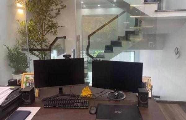 Bán nhà 🏬 tại Nguyễn Trãi. Máy Tơ. Ngô Quyền Giá 6ty5