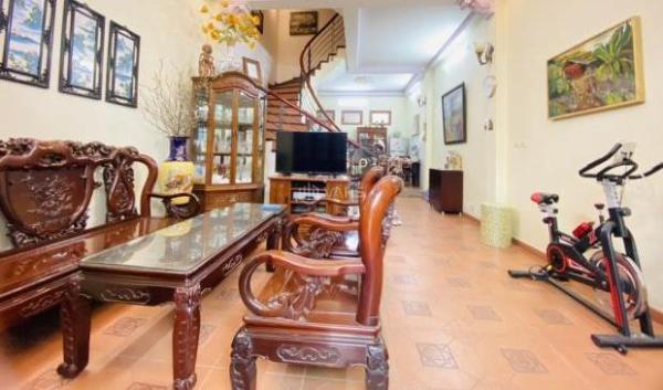 <mark style="background-color: transparent; font-weight: 400; ">Bán nhà 60m2 Gốc Đề - 👍 Hoàng Văn Thụ , ngõ thông, vài bước ra phố Minh Khai</mark>