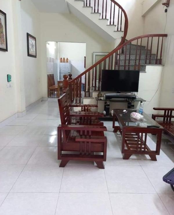 Cần bán Nhà trong hẻm 40m²