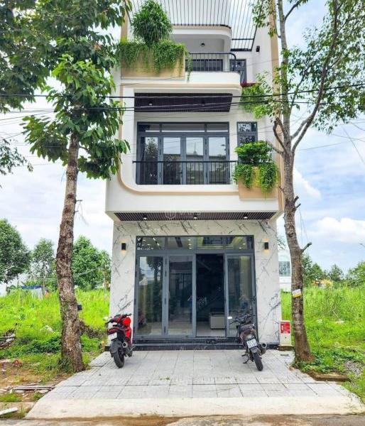 NHÀ 1 TRỆT 2 🏤 LẦU ĐƯỜNG D6 KDC HỒNG LOAN - HƯNG THẠNH - CÁI RĂNG