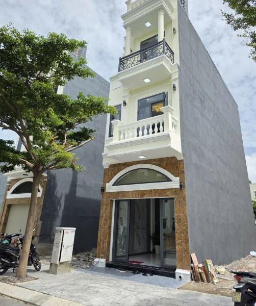 📌4.8 tỷ📌 Bán nhà 🏣 1T2L KDC Icon Central gần ngã tư 550 Tp Dĩ An full nội thất