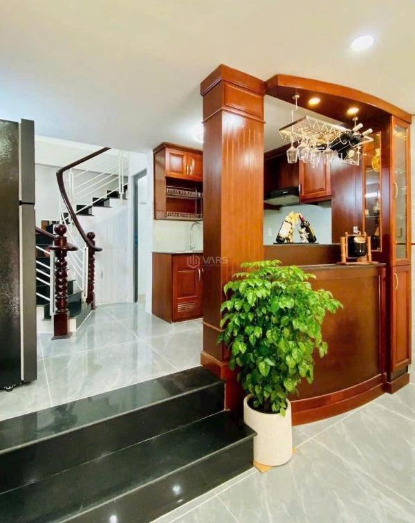 Ngay 🏢 chợ thị nghè-công trường tự do giá 4tỷ150,nhà 70m2 ,(3tầng), có sổ sẵn