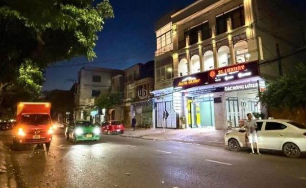 Cần cho thuê Nhà mặt phố 1000m²