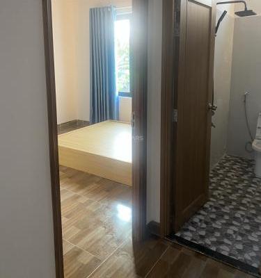 Chỉ HƠN 4 TỶ - Nhà 3 tầng mới đẹp - 🏤 kiệt ô tô tránh Điện Biên Phủ.