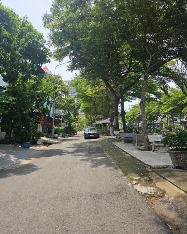 90m2 - giá 10.2 tỷ - 4pn 🏣 - nhà phố view sông đường d5a, q7