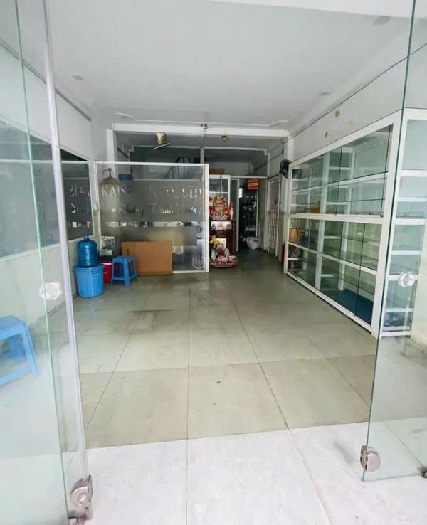 Chủ cần bán Nhà mặt phố 60m²