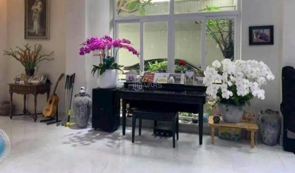 Giá 27 tỷ. Ngôi thự Khu D2D - 🏦 Phường Thống Nhất. Biên Hoà. 16 x18m 288m2. 1T3L.