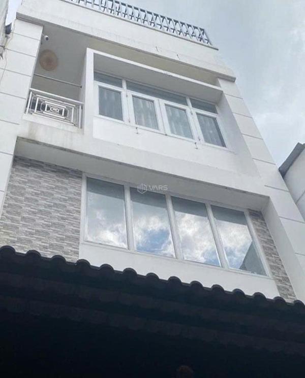 Cần bán Nhà trong hẻm 43m²