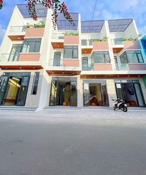 Bán Nhà mặt phố 40m²