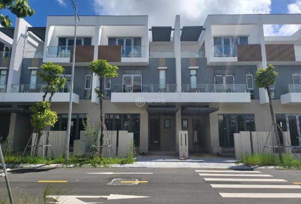 Bán Biệt thự nghỉ dưỡng 100m²