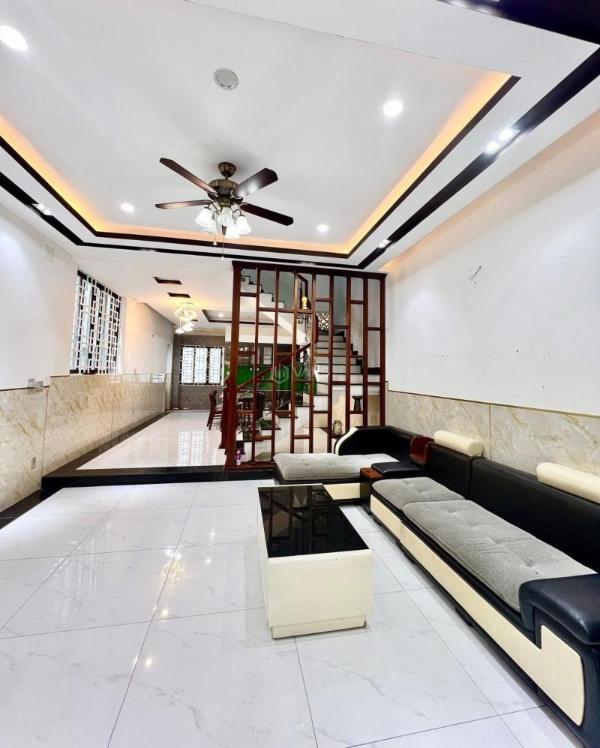 Chủ cần bán Nhà trong hẻm 70m²