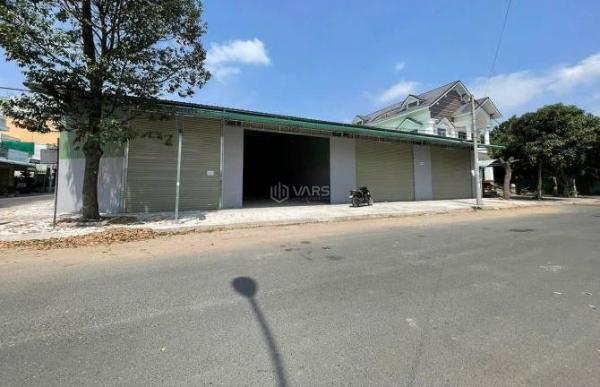 Kho xưởng 165m² 🌊 trong KDC Long Thịnh