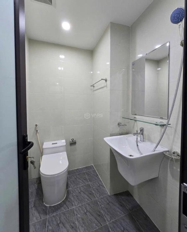 Kim mã,ba đình,2 mặt thoáng,ngõ thông 🌊 ra phố 3 bước dt:61m2,thang máy chỉ 15.