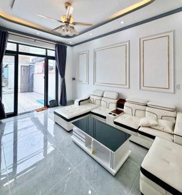 Cần bán Nhà trong hẻm 100m²