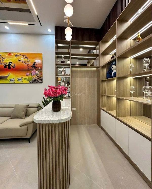 <mark style="background-color: transparent; font-weight: 400; ">Siêu phẩm bạch mai ôtô tránh 5m sát phố, chợkinh 🏢 doanh lô góc nhà đẹp mới full</mark>