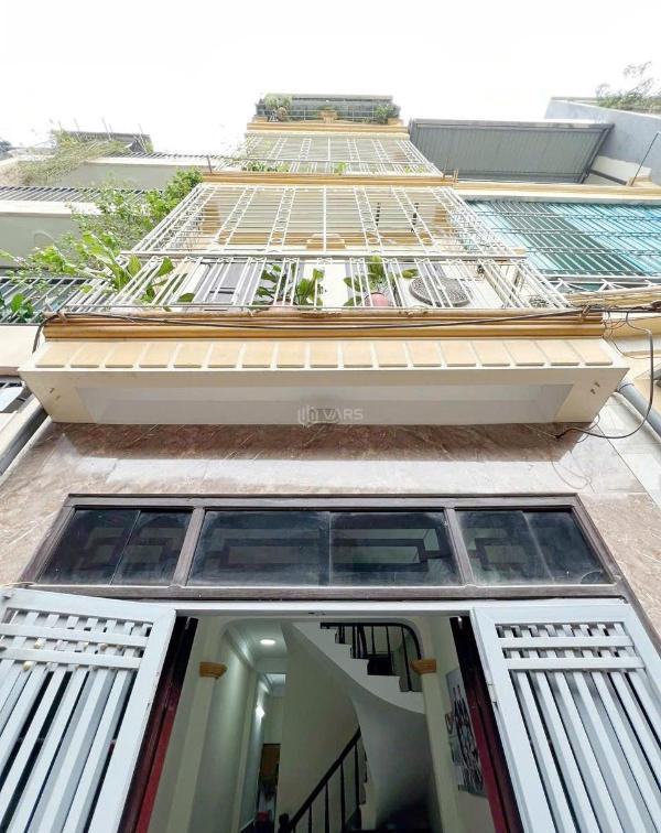 Cho thuê 🏢 nhà 4 tầng khương đình, thanh xuân. giá: 12tr. lh: 09371*****