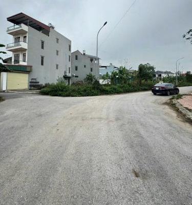 Bán Nhà trong hẻm 150m²