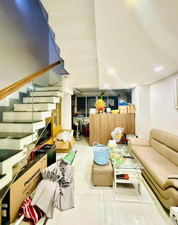 Bán Nhà mặt phố 66m²