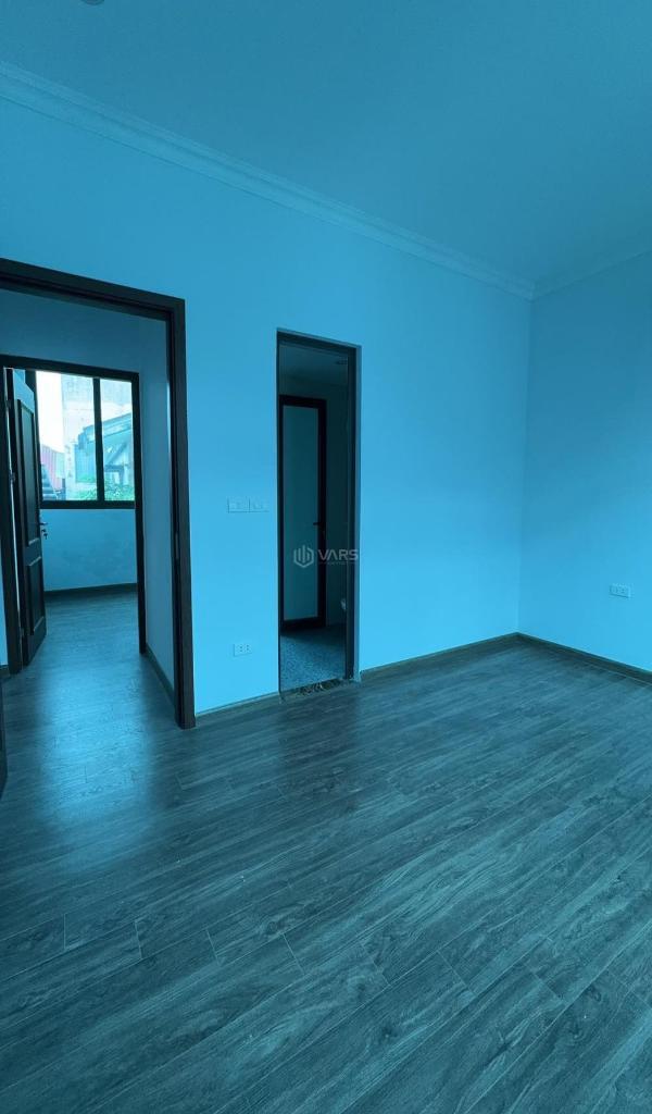 Cần bán Nhà trong hẻm 81m²
