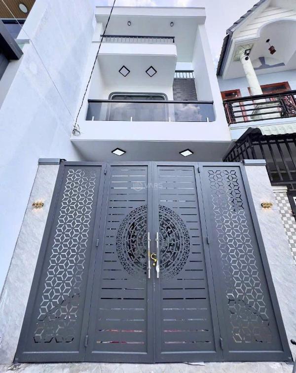 <mark style="background-color: transparent; font-weight: 400; ">Bán gấp 🏬 nhà gần công ty changshin</mark>