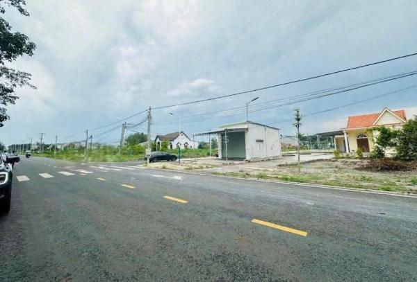 📌 lô đất giá rẻ 👍 chỉ 875 triệu 85m² trung tâm tp tân an sổ riêng mua nga