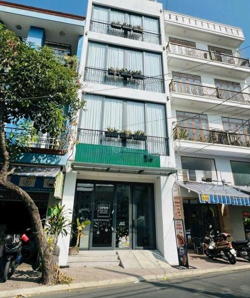 Nhà 💥 5 Tầng Thang Máy đường Tố Hữu ngay ngã tư Lê Thanh Nghị khu vực kinh doanh sầm uất.