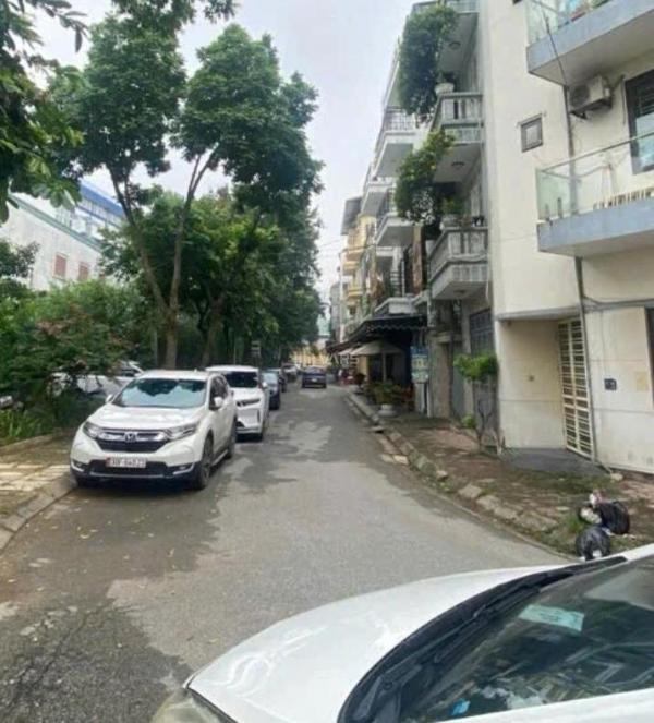 Lô góc phân lô 🏤 văn quán 78m2 x 4t vỉa hè - oto tránh - doanh thu 45tr/th