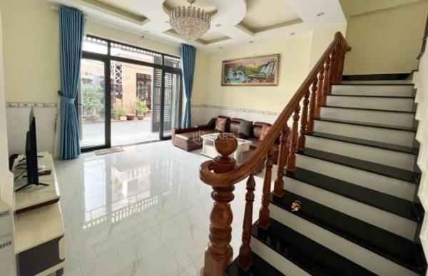 Chủ cần bán Nhà mặt phố 53m²