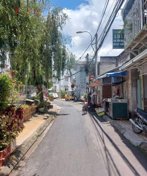 Bán Nhà trong hẻm 74m²