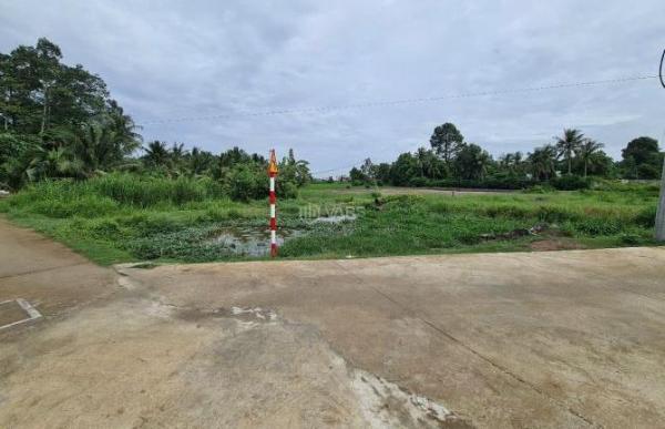 Chủ cần bán Đất nền riêng lẻ 2150m²