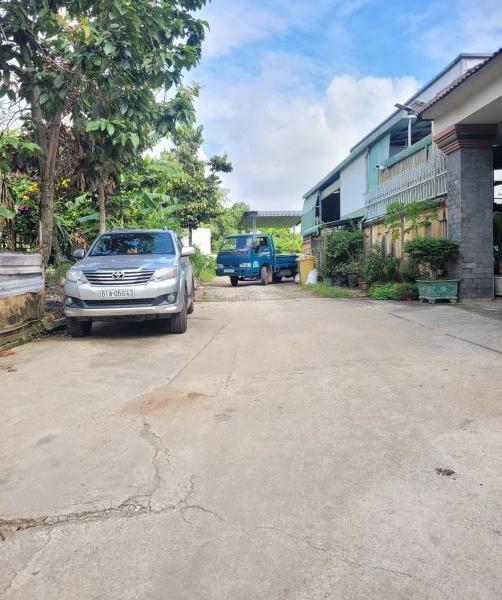 Chủ cần bán Nhà xưởng, nhà kho 3499m²