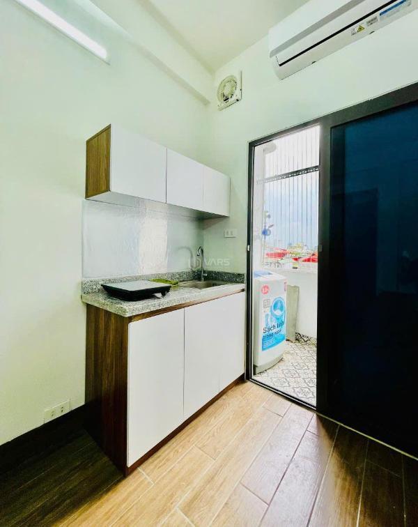 Cho thuê căn hộ studio 28m2- tm- full 🔥 nội thất-hào nam-ô chợ dừa-đống đa -5,2tr/