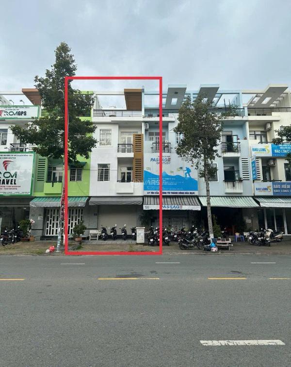 Cho thuê nhà mặt tiền đường trần văn trà, 1 trệt 3 lầu, giá 🏚️ thuê 20 triệu