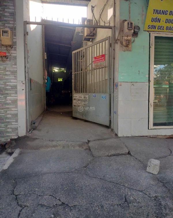 Chủ cần bán Nhà mặt phố 128m²