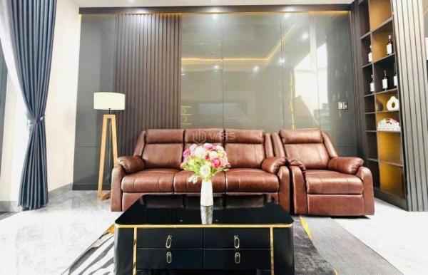 Bán Nhà trong hẻm 844m²
