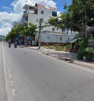 Bán nhà cấp 4 mặt tiền Nguyễn 🆘 Tất Thành - Nha Trang