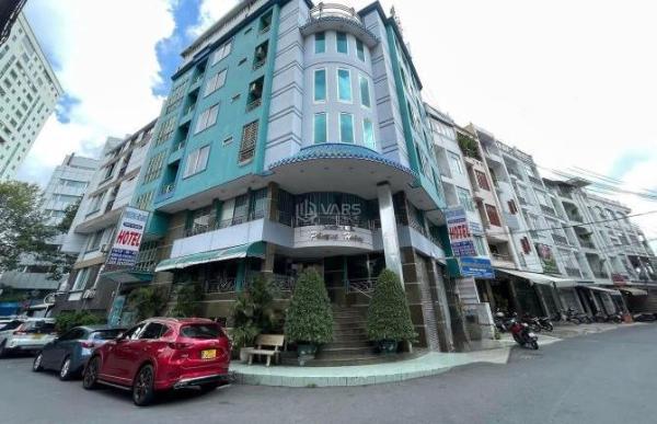 Cho thuê Nhà mặt phố 180m²