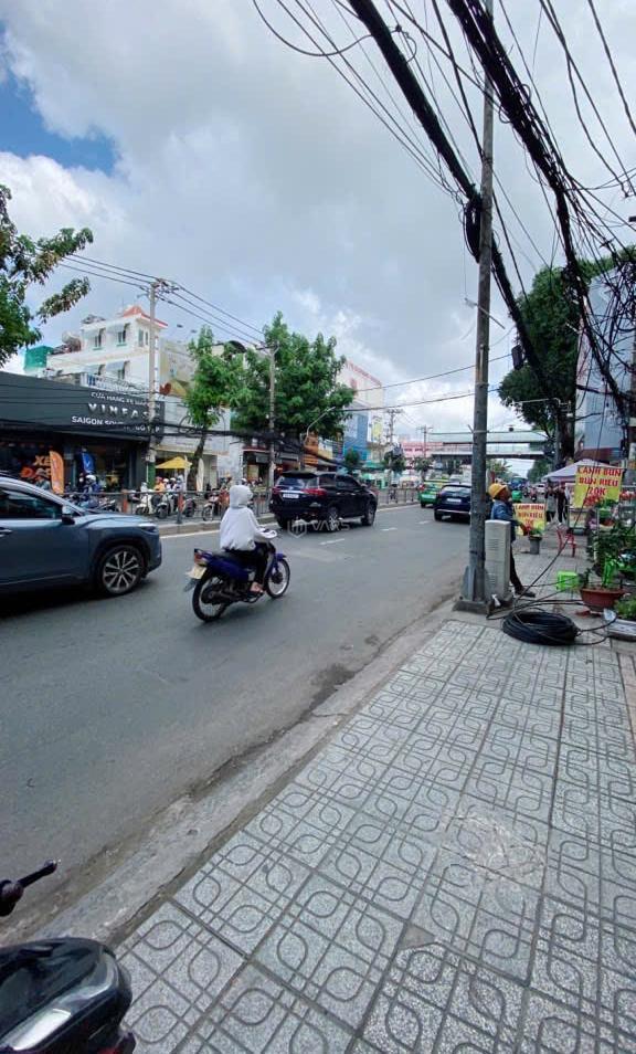 Cần bán Nhà mặt phố 70m²