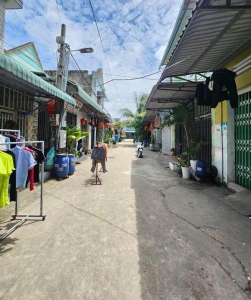 Bán nhà 1 trệt 1 lầu gần đường Bình Chuẩn 17 P.Bình Chuẩn Tp Thuận An chỉ 2 tỷ 🏣 4 TL M7115