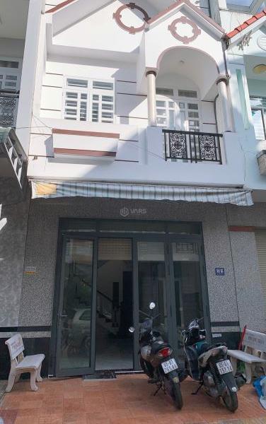 Cần bán Nhà mặt phố 67m²