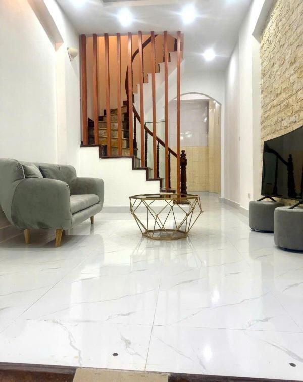 Bán nhà đẹp lạc long ☘ quân ba gác đỗ cửa gần hồ tây giá tốt chốt nhanh