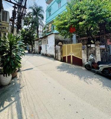 Tân Mai- Đất- Mặt Ngõ thông- Ô tô tránh- Kinh doanh- Xây Văn ☘ phòng- 66m2- 200tr/m- Còn bớt