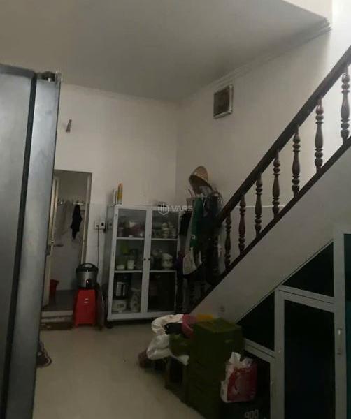 Bán Nhà trong hẻm 92m²