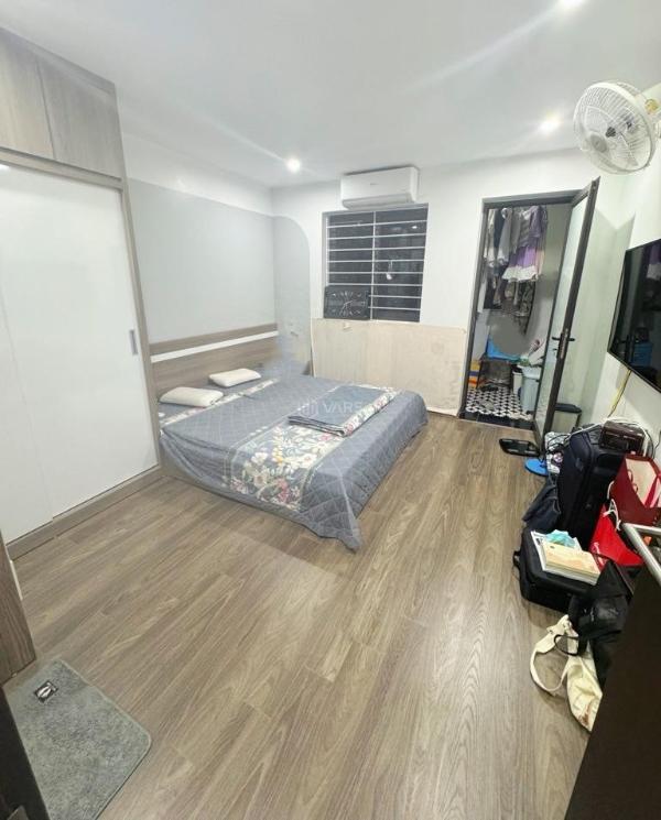 Cần bán Căn hộ chung cư 112m²
