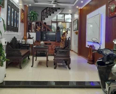 BÁN NHÀ 🏤 ĐẸP 4.35 TỶ 3 TẦNG 64M2 ( HƯỚNG NAM ) KHU ĐÔ THỊ BÃI VIÊN