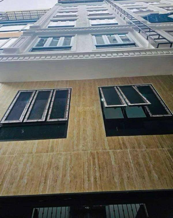 Bán Nhà mặt phố 100m²