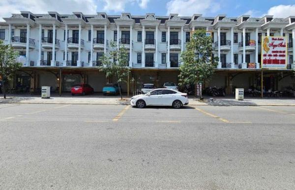 Nhà mặt tiền đường 🏣 Nguyễn Thị Khắp, phường Tân Đông Hiệp, TP Dĩ An. 6,4 tỷ