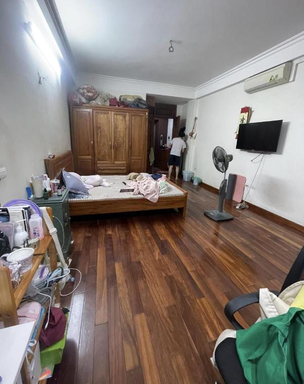 Bán 🏢 nhà mặt phố quận hai bà trưng 70m2-3t mt6m vỉa hè 46,5 tỷ phùng khắc khoan.