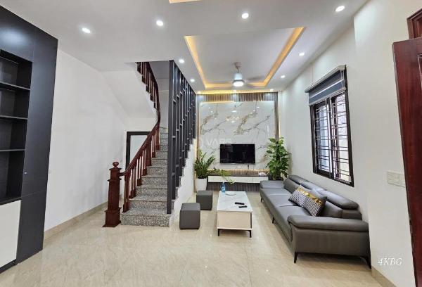 Ngọc trục đại mỗ 👍 - chỉ nhỉnh 6 tỷ - có nhà 3 tầng dt rộng 40m2 mặt ngõ oto đỗ