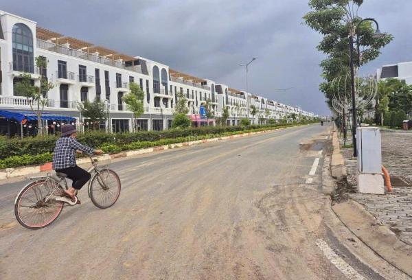 Bán đất mặt tiền nhựa tân hội 9.7x50 giá 6.8 🏘️ tỷ đức lập thượng, đức hòa, long an